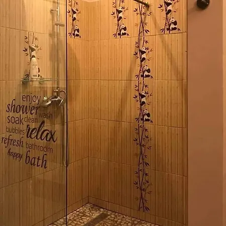 The Blue بيت ضيافة *